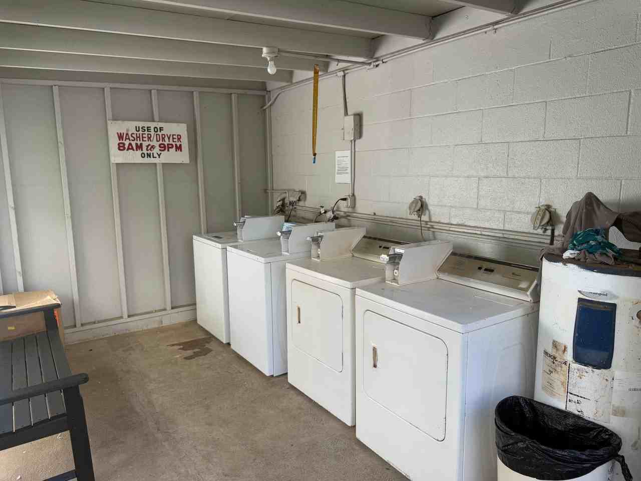 2170 Vineyard St - Photo 6 of 14