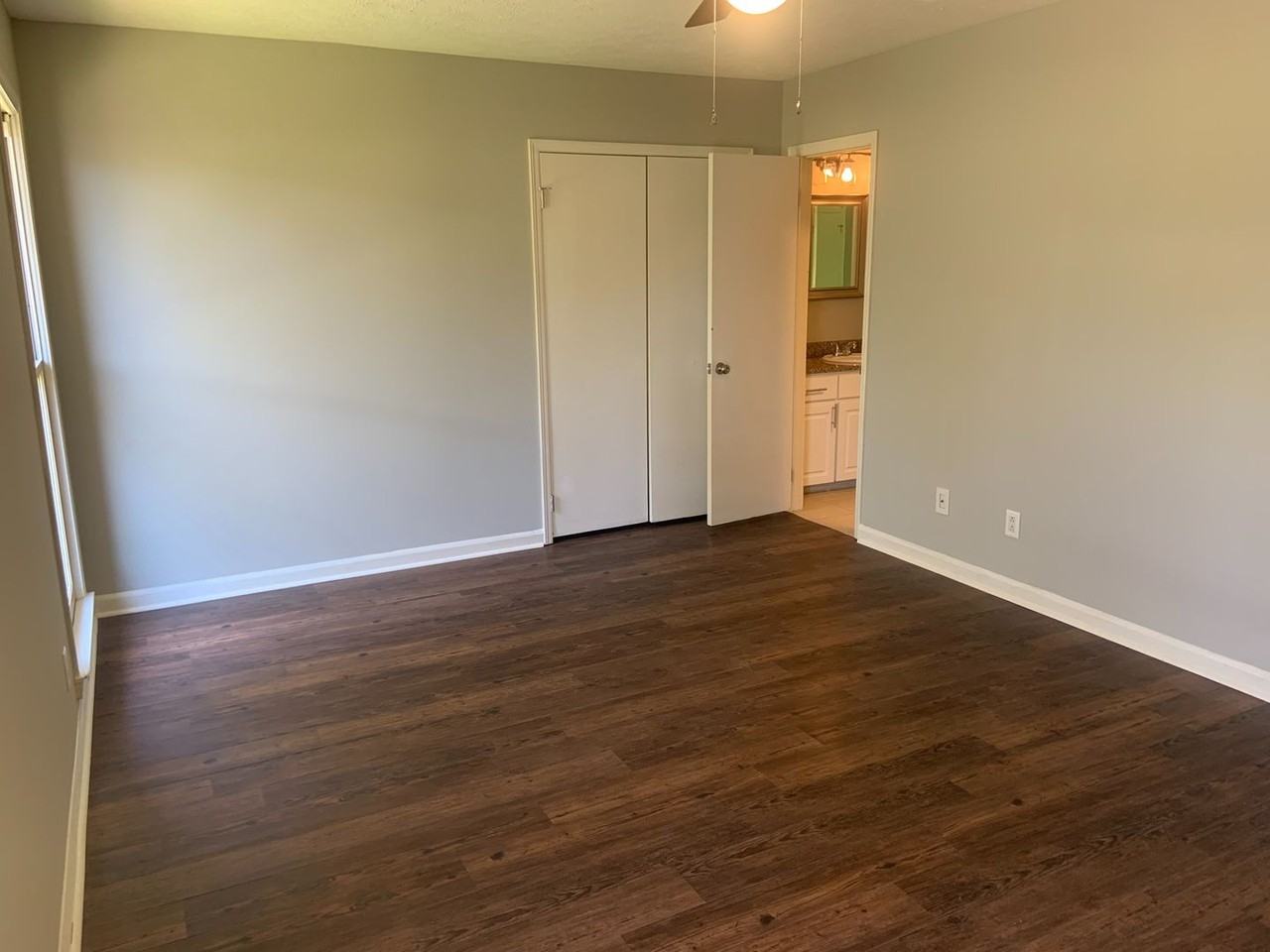 560 Pride Ave - Photo 6 of 12