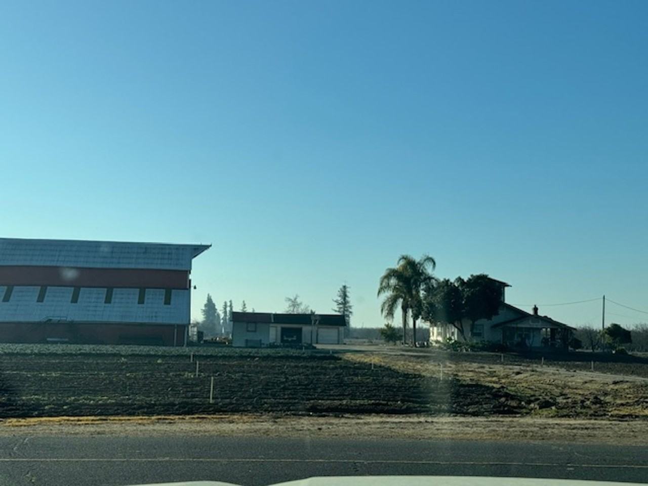 6436 Covert Rd - Photo 5 of 23