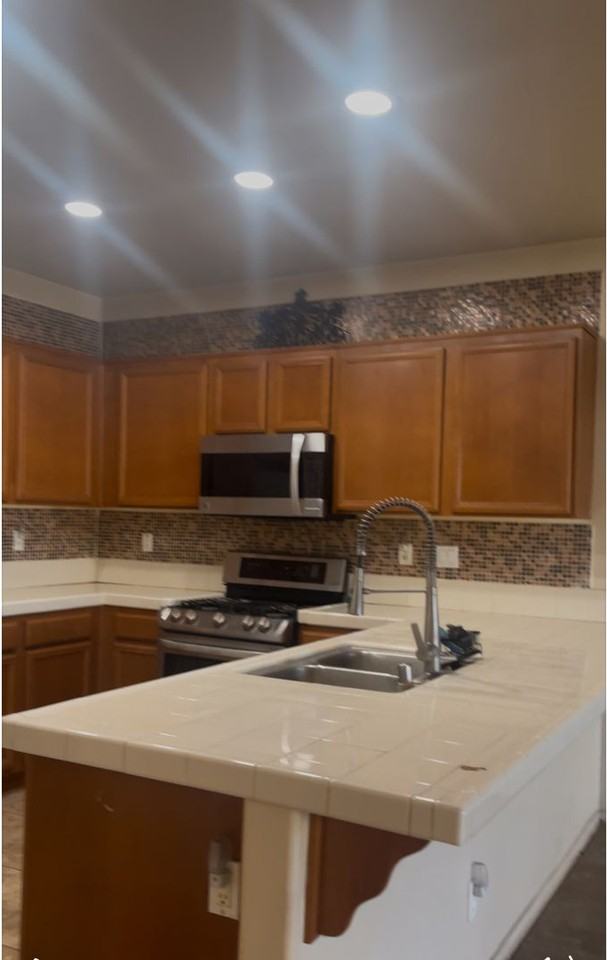 70 W Maple Ave - Photo 4 of 7