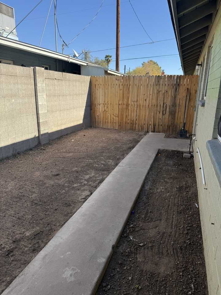 1813 N 18th St #3 - Photo 4 of 10