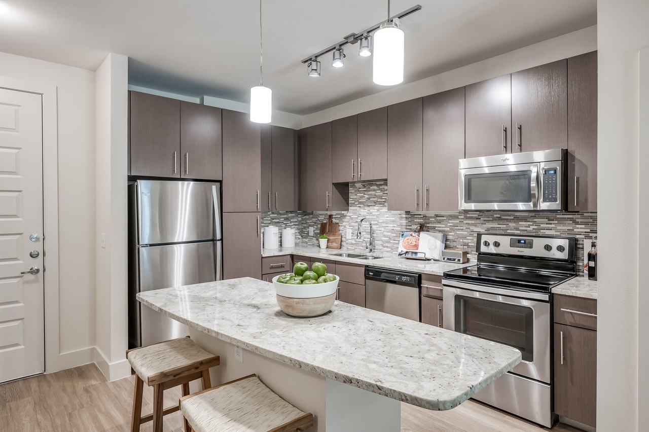 Tate Tanglewood - Photo 2 of 48