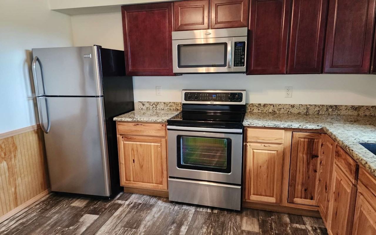 2842 S Marion Ave - Photo 3 of 22