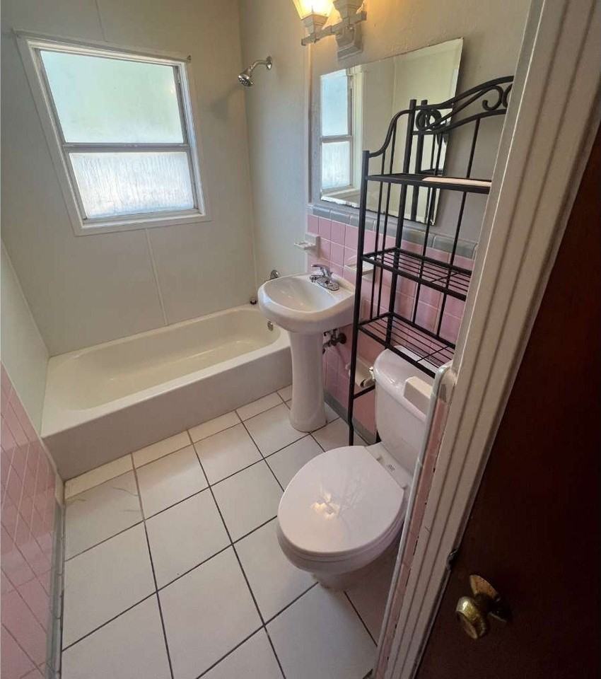 575 Nw Gwen Lake Ave - Photo 5 of 13