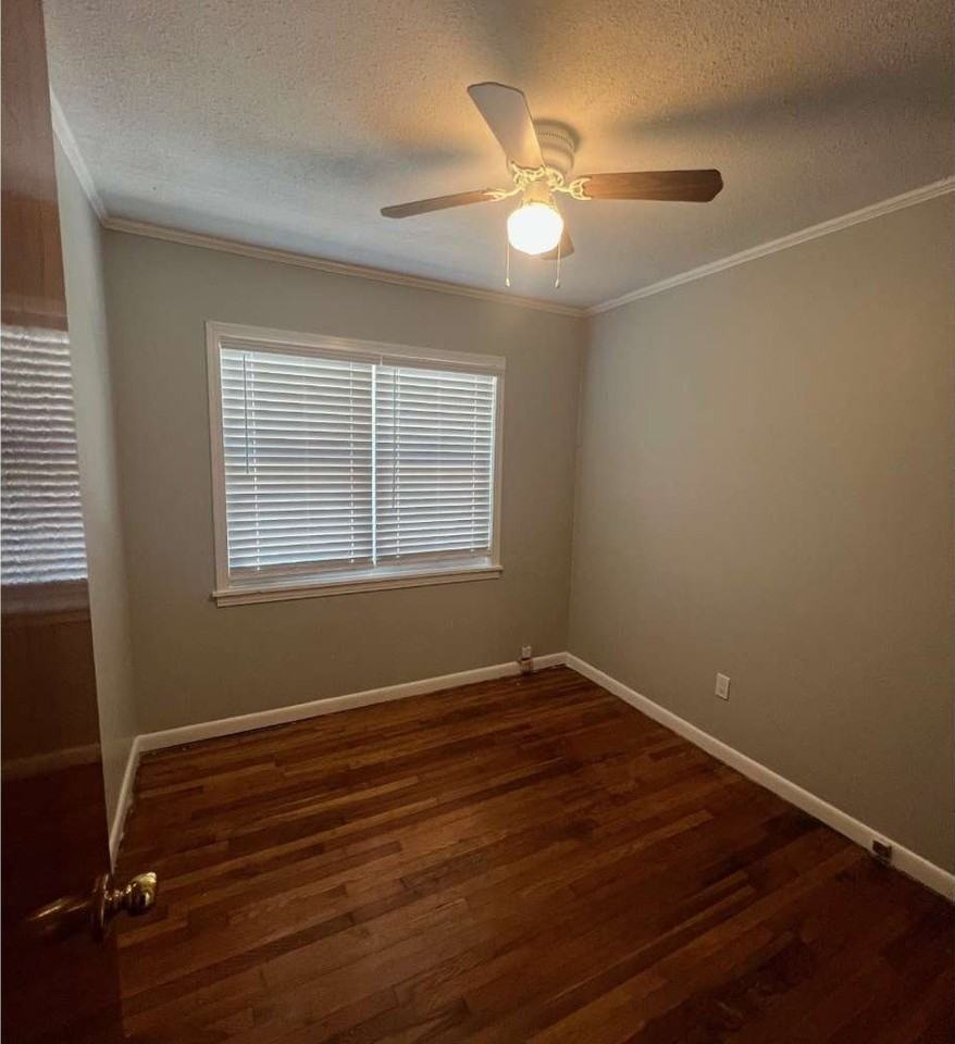 575 Nw Gwen Lake Ave - Photo 6 of 13
