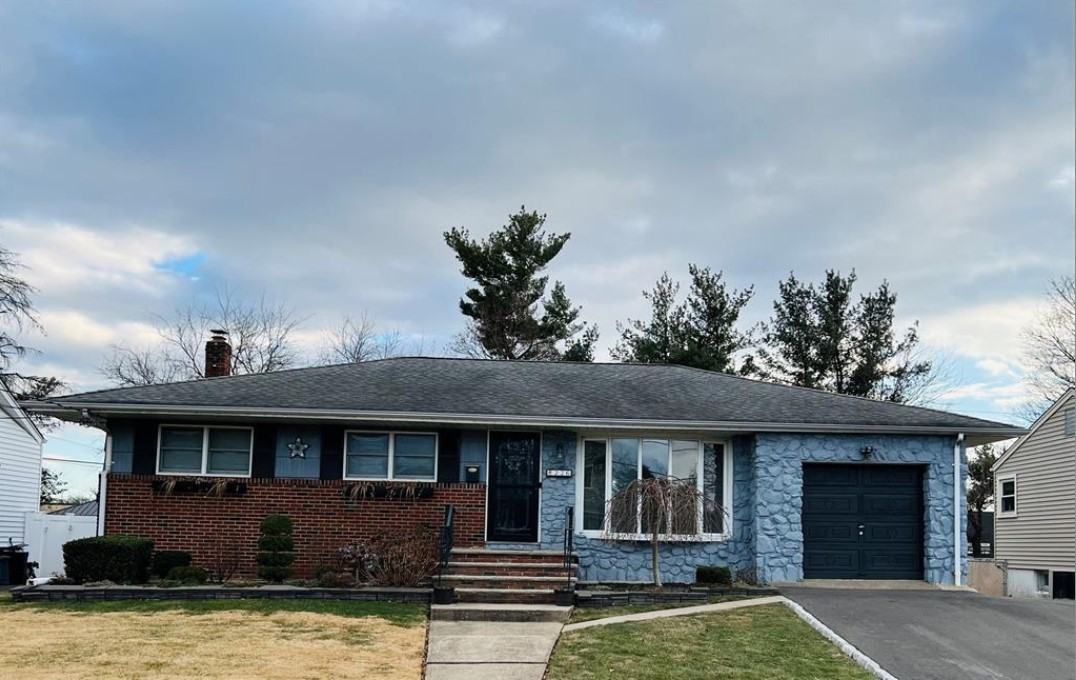 226 Colonial Ave - Photo 2 of 22