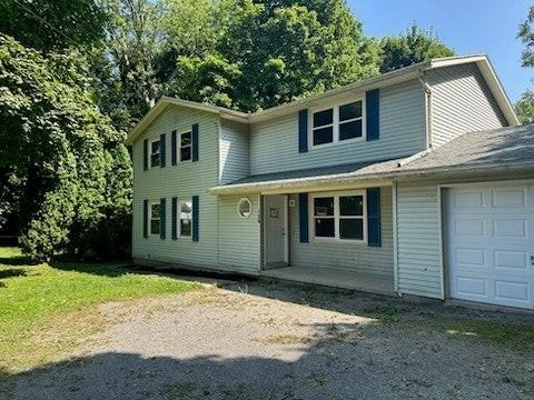 109 Stonecliff Dr - Photo 2 of 29