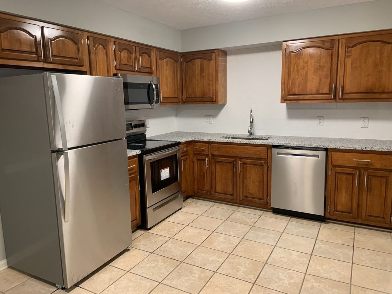 1346 Kent Drive - Photo 3 of 13