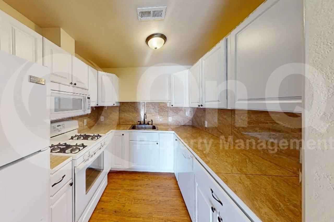 10160 N Anway Rd Unit 2 - Photo 3 of 17