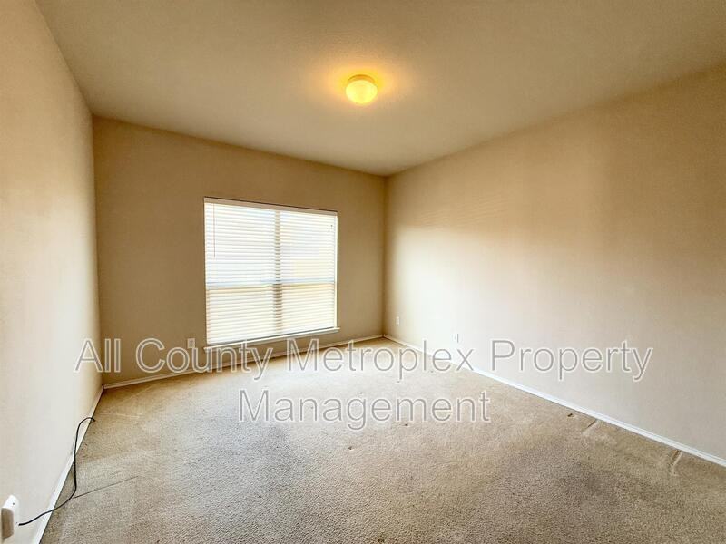 1225 Alder Tree Ln - Photo 5 of 8