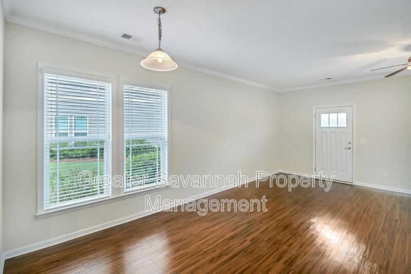 208 Ventura Pl - Photo 3 of 25