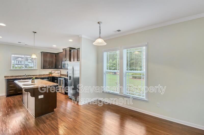 208 Ventura Pl - Photo 6 of 25