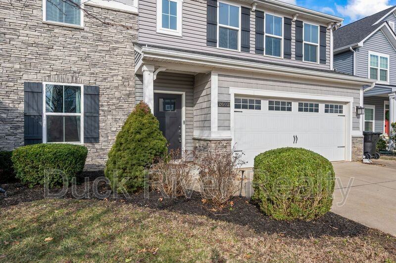 2602 Bluffton Ln - Photo 2 of 24