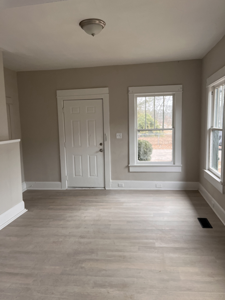 8606 2nd Ave N - Photo 2 of 10