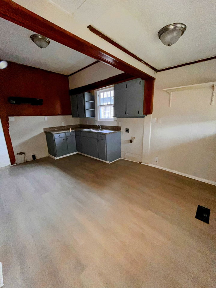 8606 2nd Ave N - Photo 7 of 10