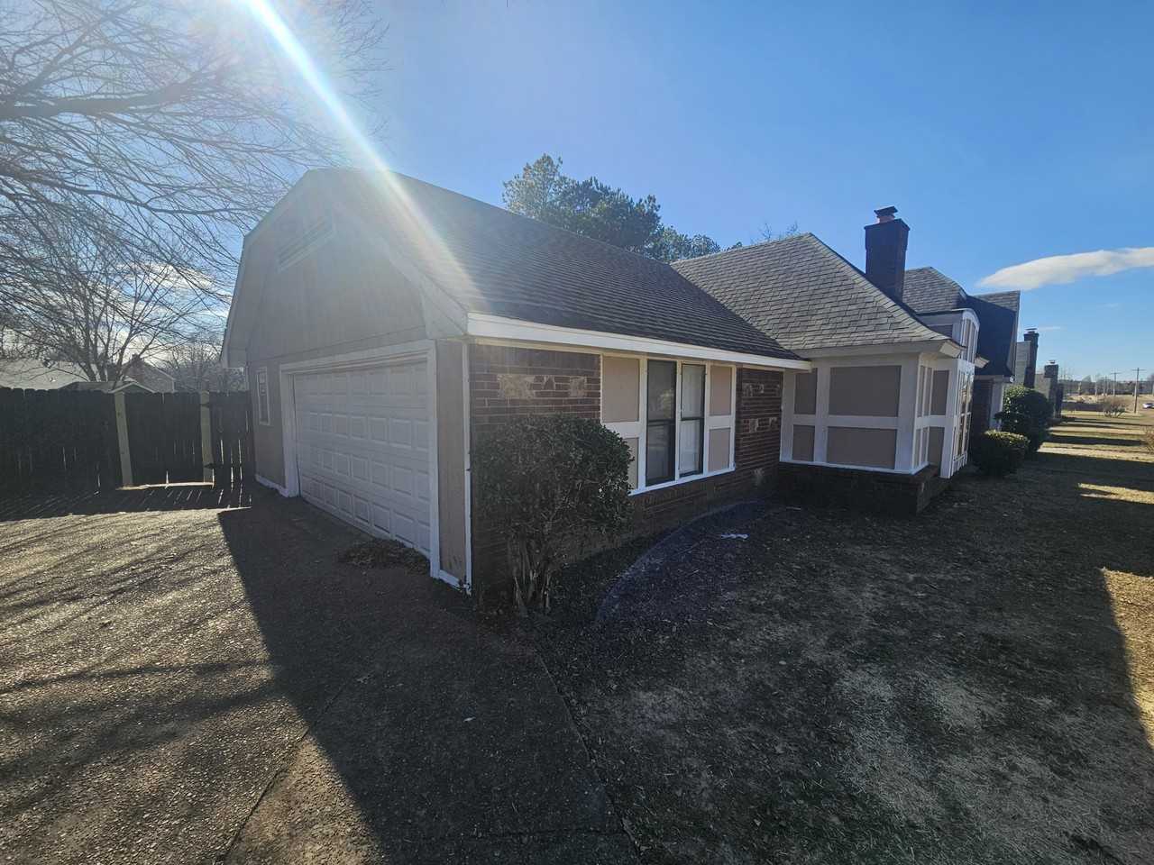 8141 Misty Meadows Ln - Photo 2 of 19