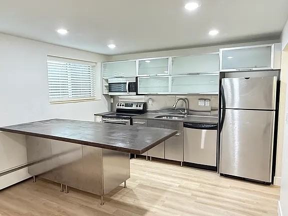 75 N Emerson St #101 - Photo 3 of 19