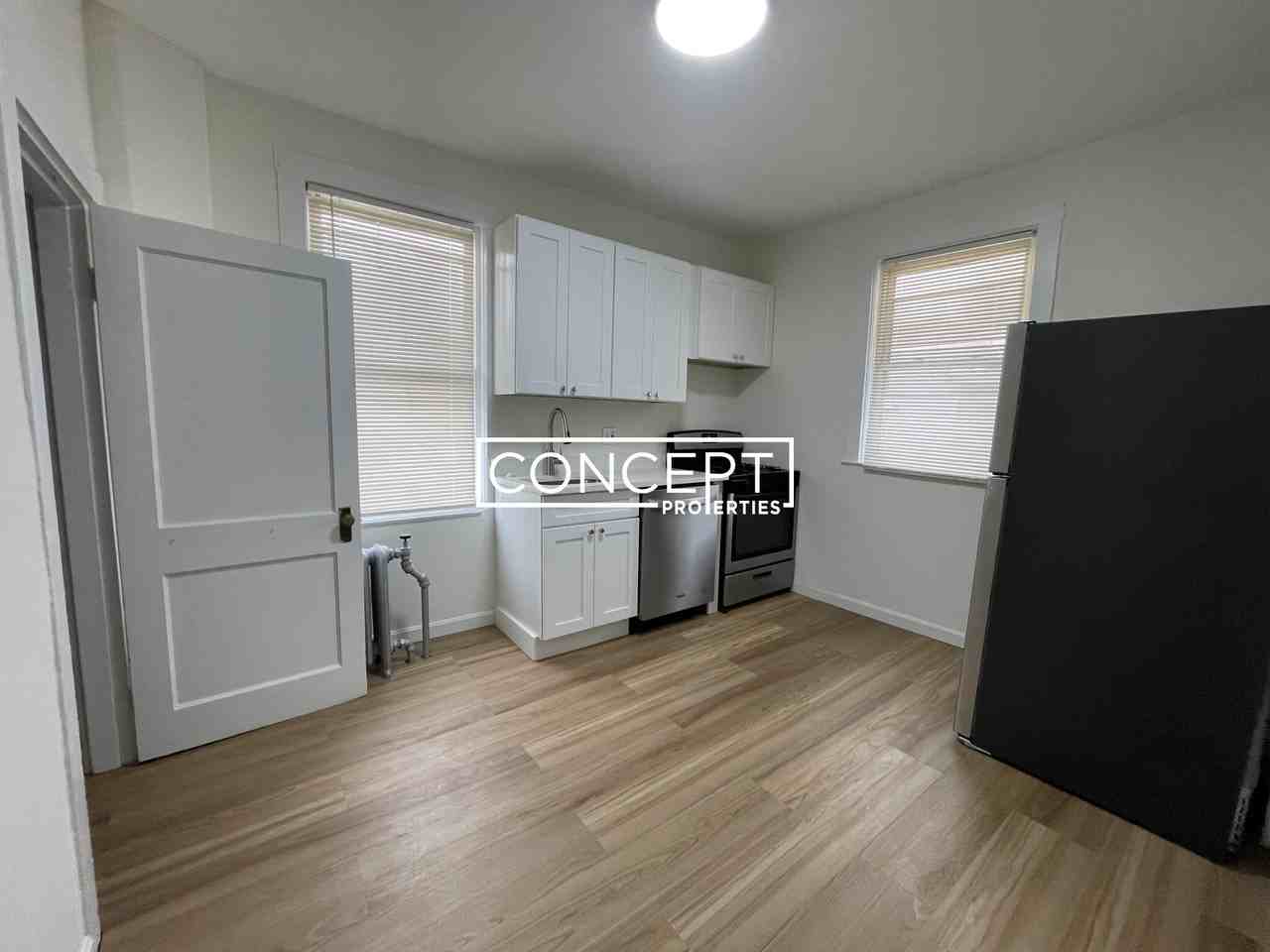 17 Pond St #1