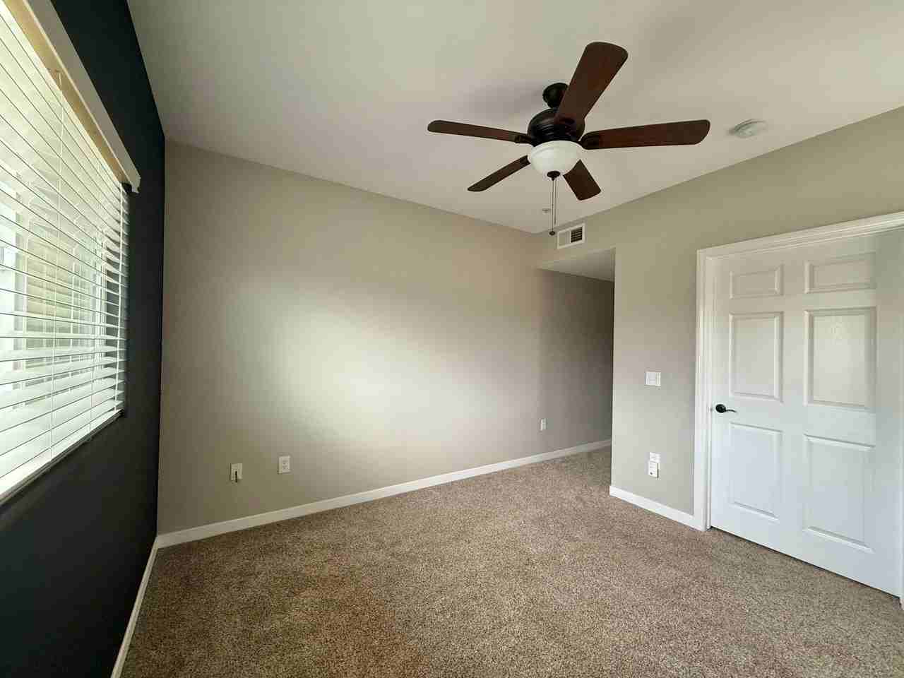 7653 Mission Gorge Rd #54 - Photo 5 of 9