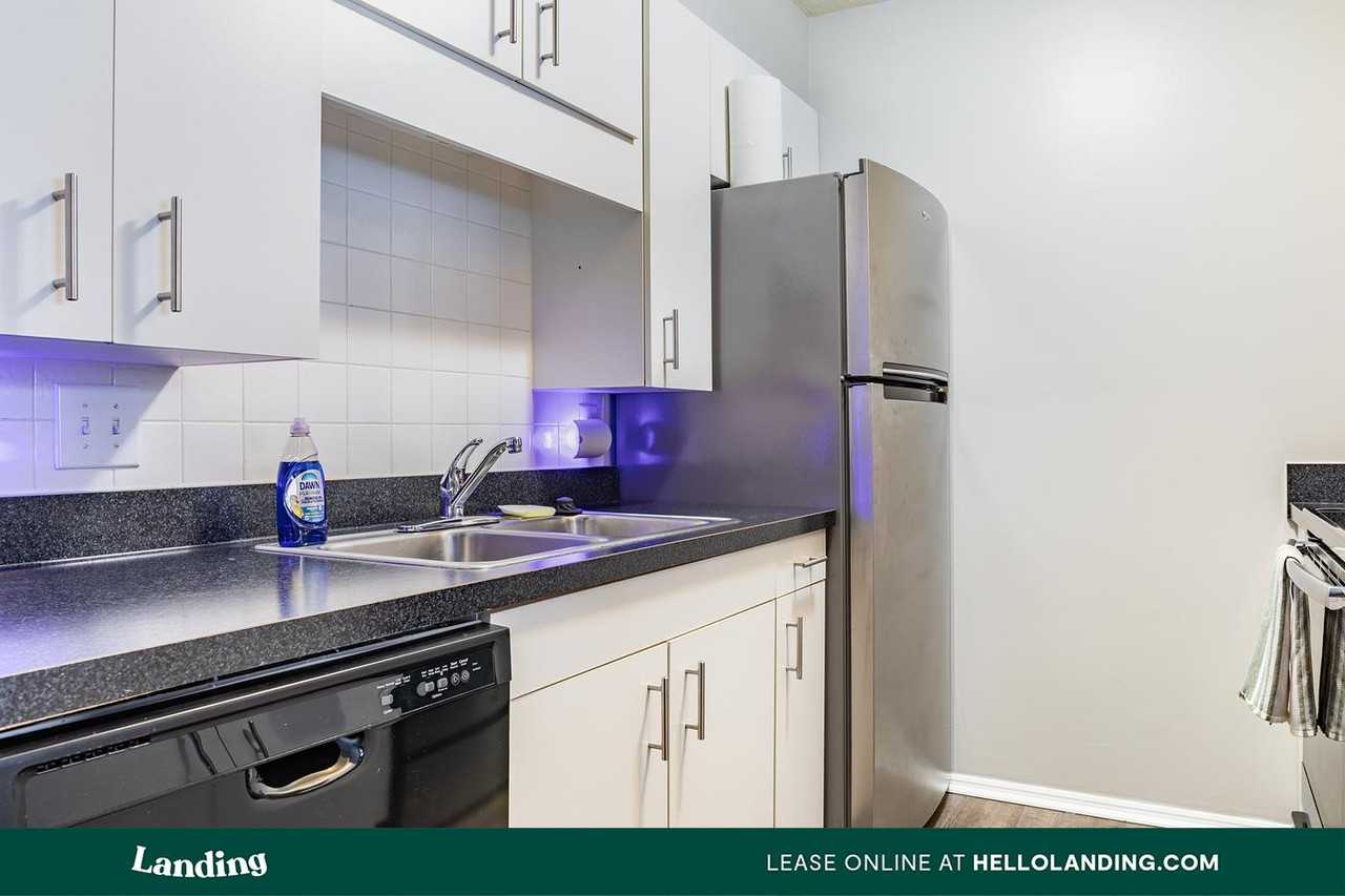 115 W Monument Ave - Photo 5 of 50