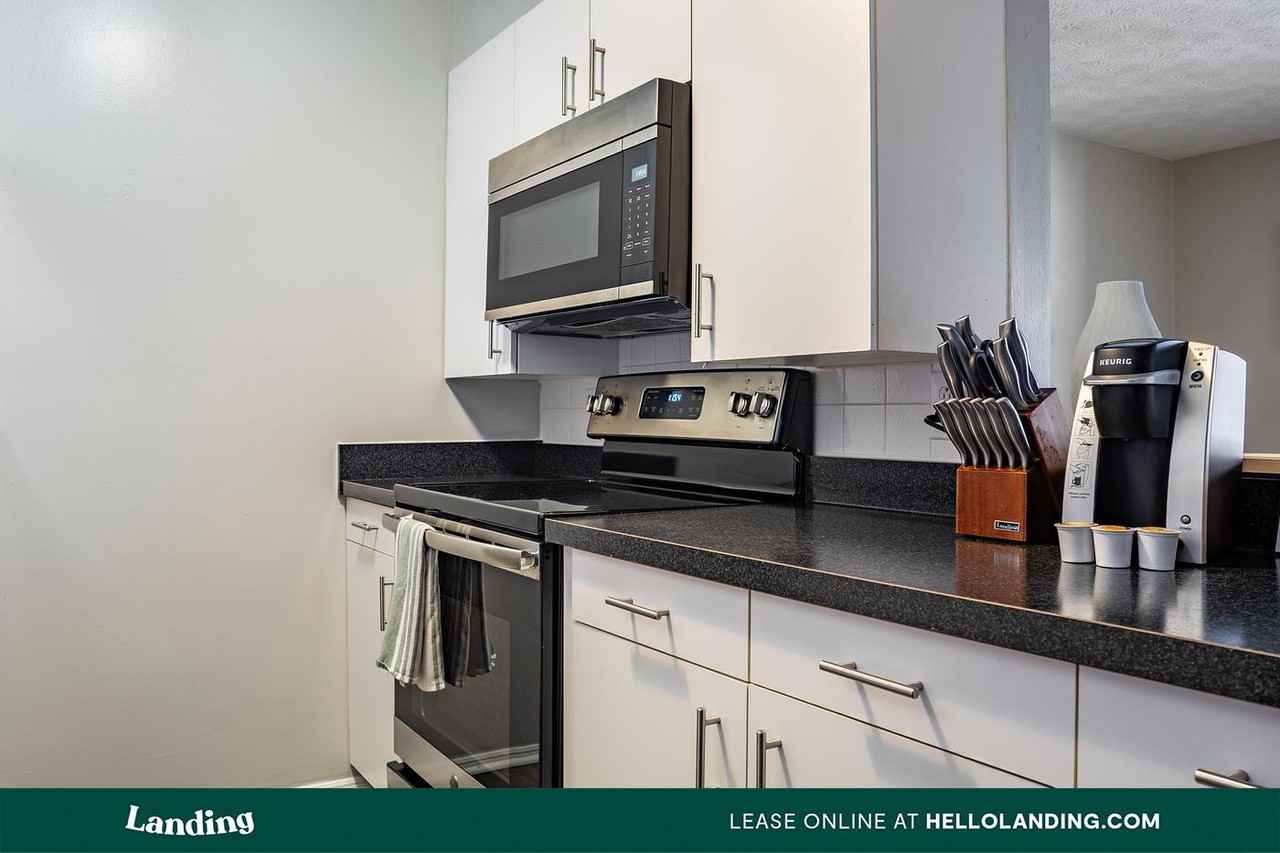 115 W Monument Ave - Photo 6 of 50