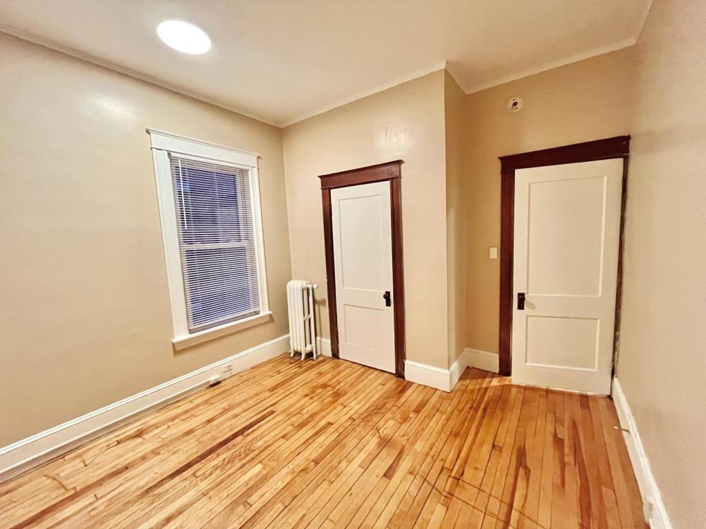 237 High St Apt 6 - Photo 4 of 11