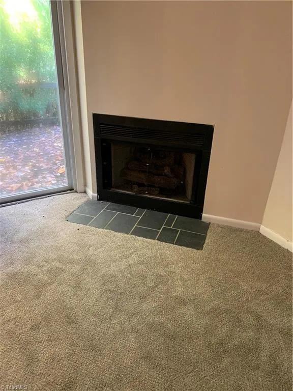 242 Lamplighter Cir - Photo 5 of 27