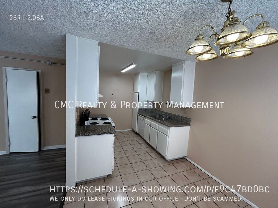 852 Orizaba Ave #11 - Photo 4 of 12