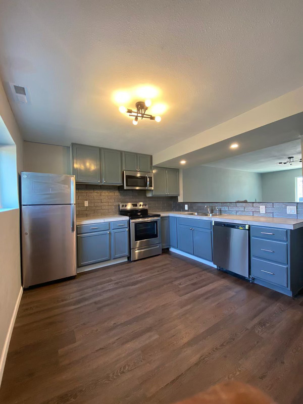 1706 S 11th St #1706-4 - Photo 4 of 7