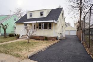 421 New York Ave - Photo 1 of 1