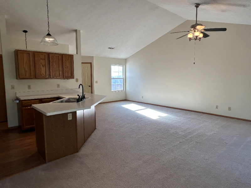 5686 Tall Pines Pkwy - Photo 2 of 12