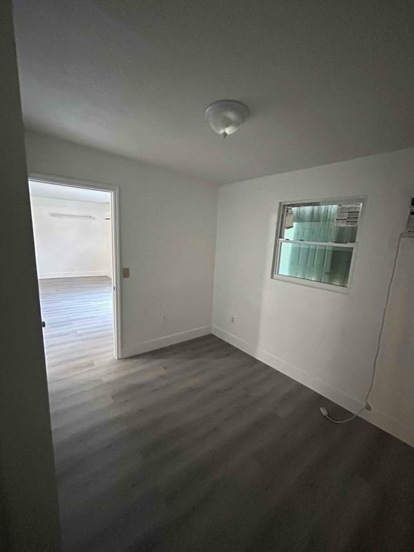 11239 Sw 5th Ter #1-1 - Photo 6 of 12