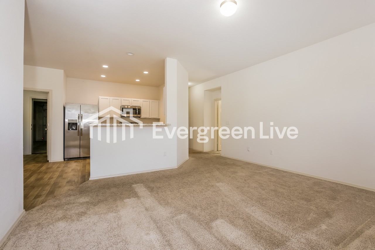 44 Winter Valley Cv - Photo 6 of 15