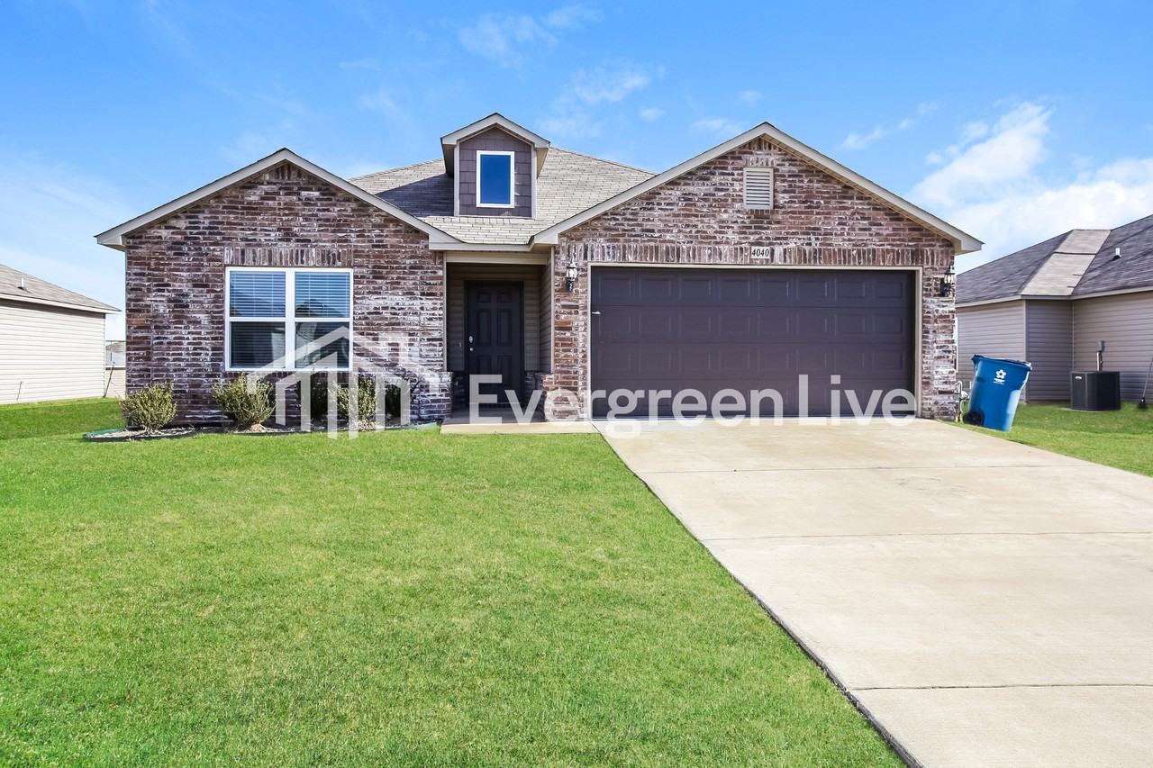 4040 Kings River Trl - Photo 2 of 16