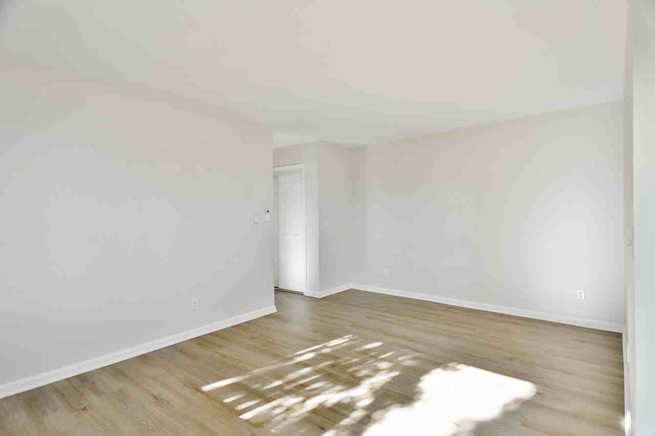 531 Luther Dr #2 - Photo 2 of 16