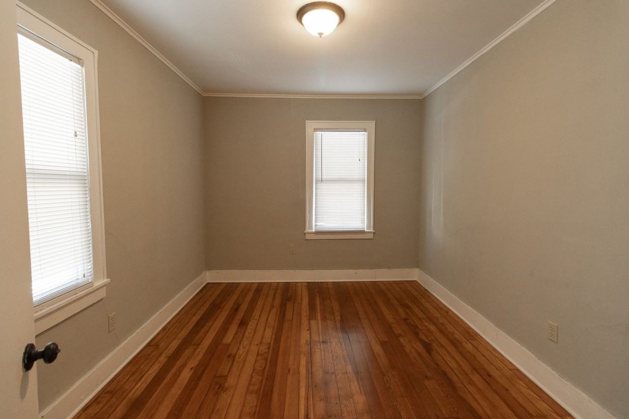 111 E Forest Ave - Photo 6 of 17