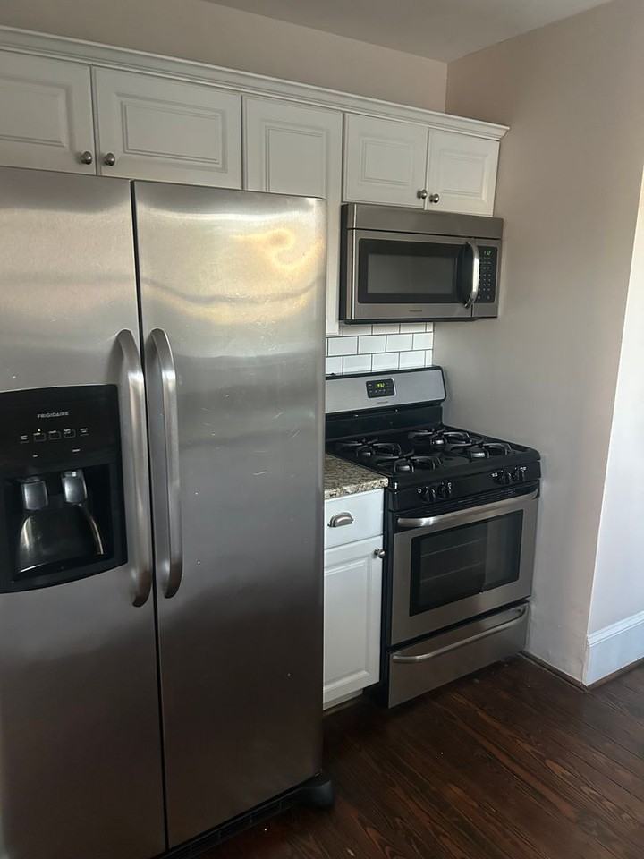 113 Ebaugh Ave - Photo 2 of 18