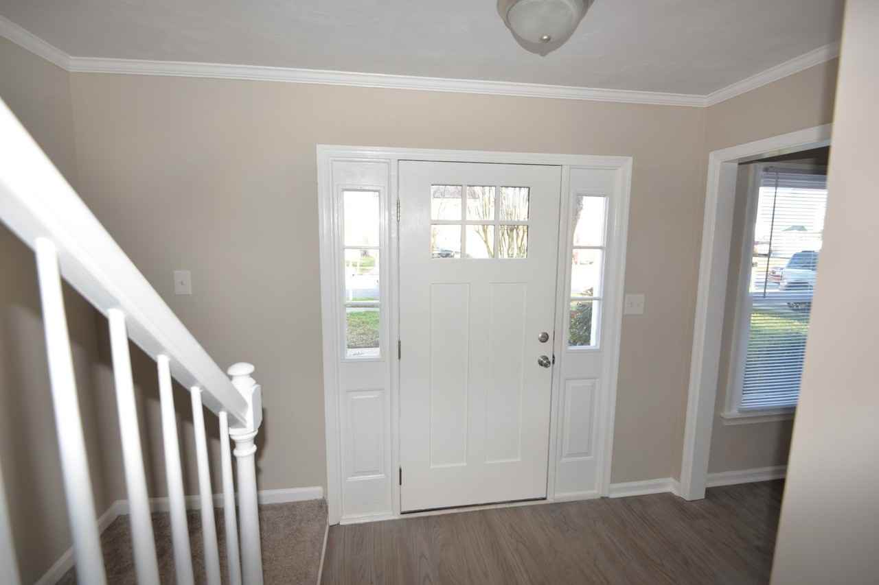 1572 Dylan Dr - Photo 3 of 29