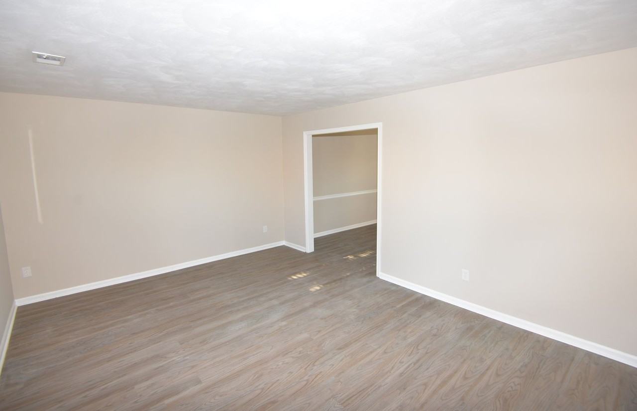 1572 Dylan Dr - Photo 6 of 29