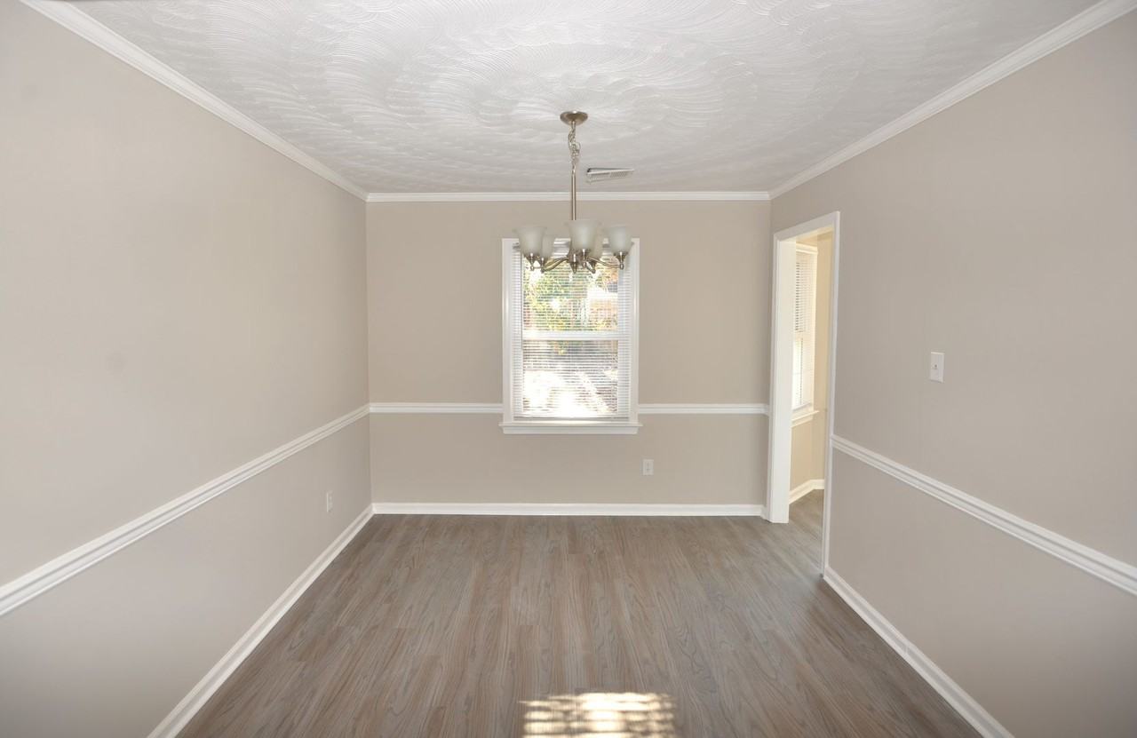 1572 Dylan Dr - Photo 7 of 29