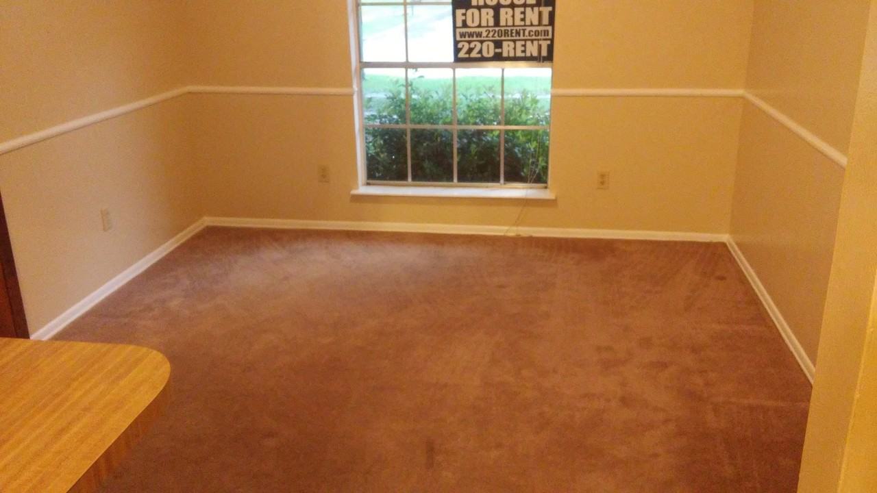 3508 Dewberry Dr - Photo 5 of 10