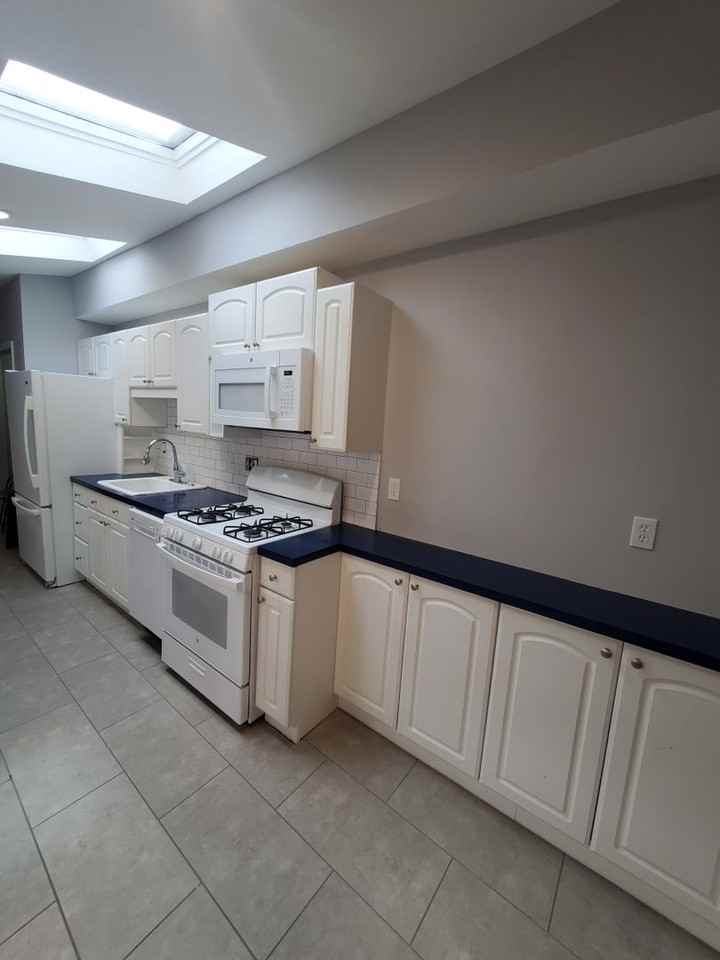 329 S Chapel St - Photo 5 of 14