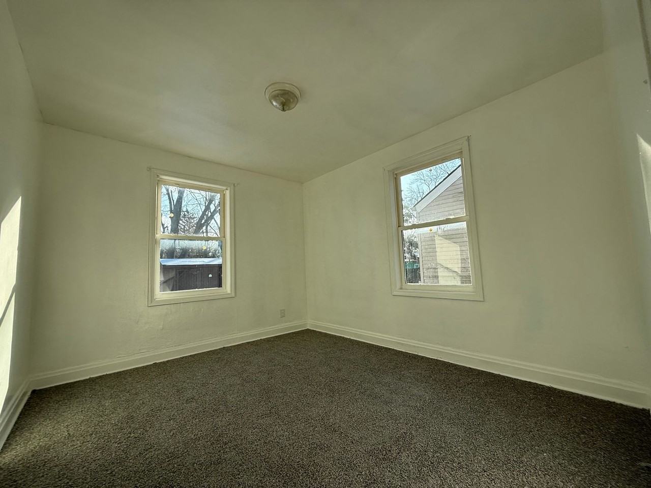2156 S Martin Luther King Jr Dr - Photo 3 of 7