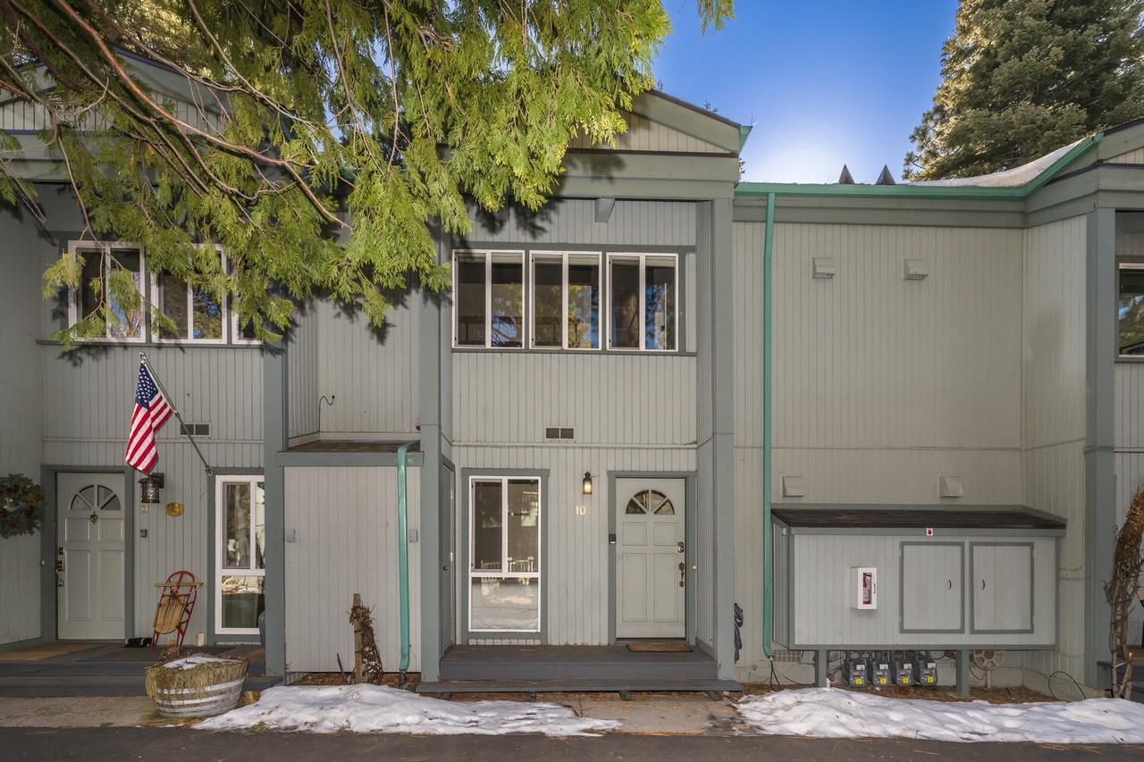 3200 N Lake Blvd #10 - Photo 3 of 35