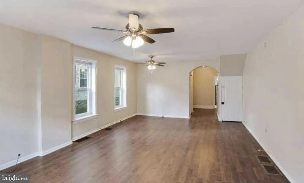 118 Ford St #118FORD - Photo 2 of 13