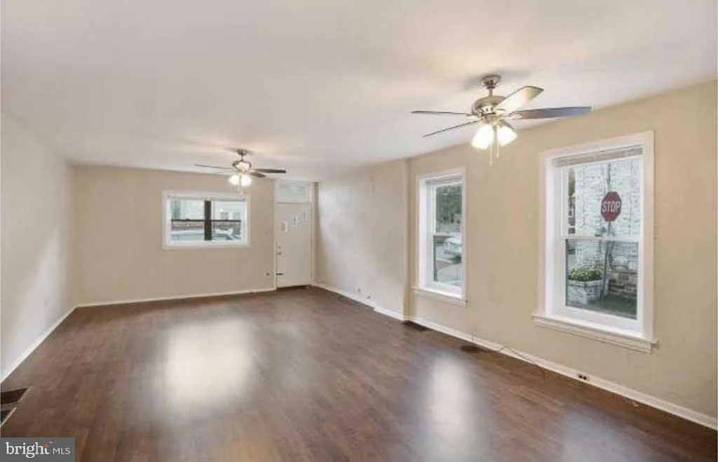 118 Ford St #118FORD - Photo 3 of 13