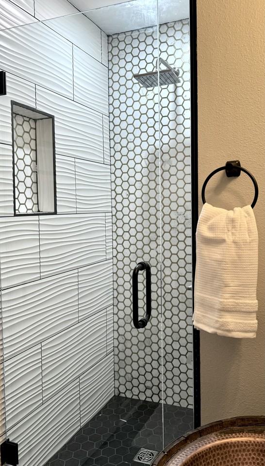 2777 Highway 290 #NA - Photo 4 of 17