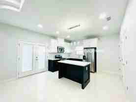 208 W Rutherford Ave #3 - Photo 1 of 1