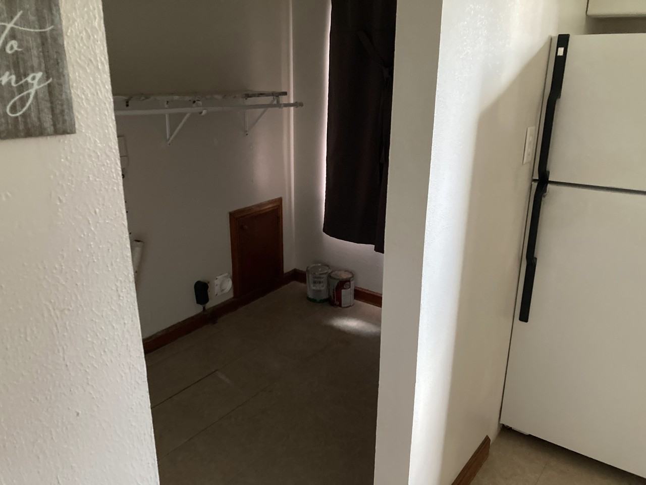 463 Ashwood Ave #NA - Photo 3 of 8