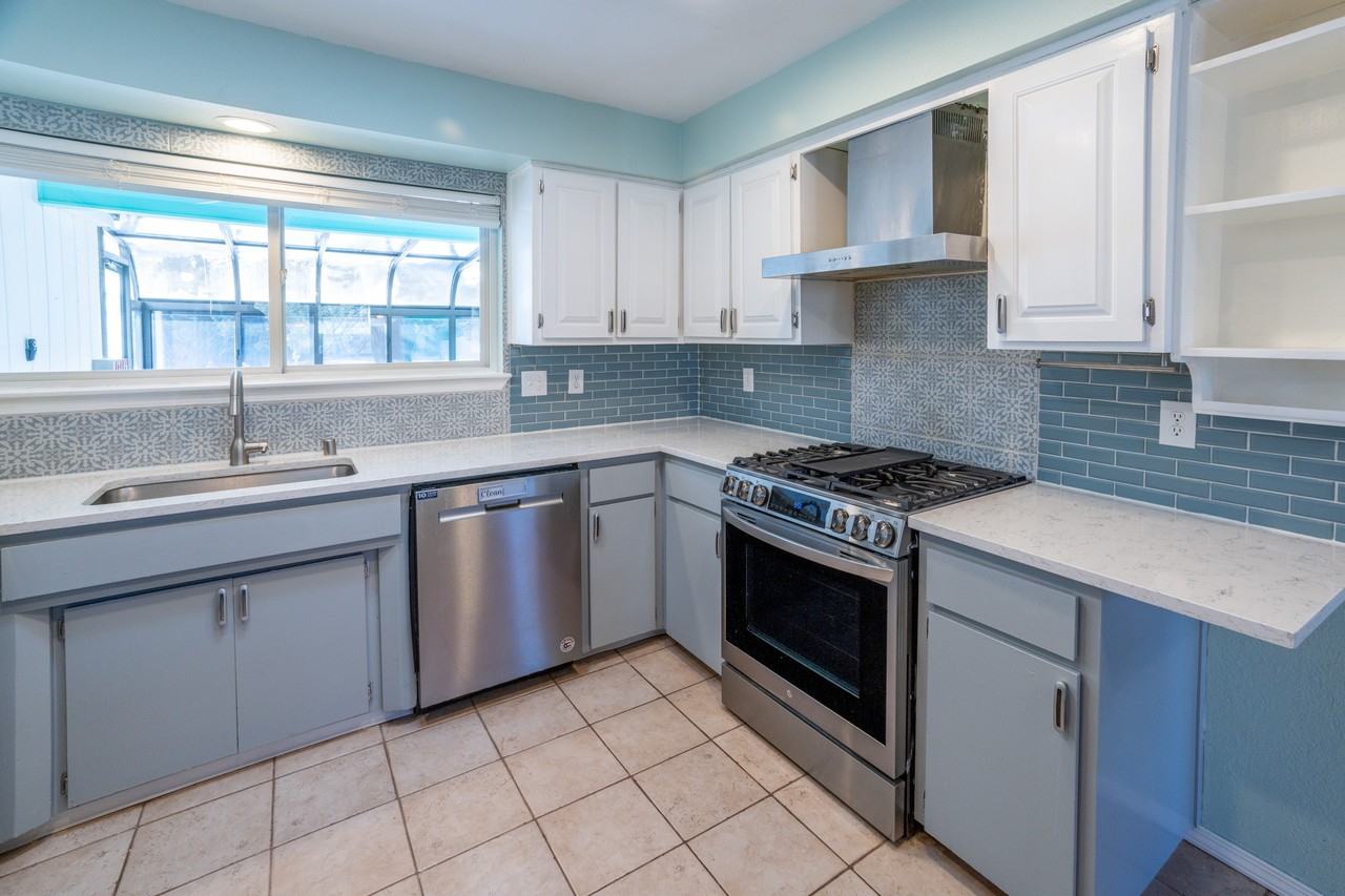 426 Pruitt Ave #NA - Photo 2 of 23